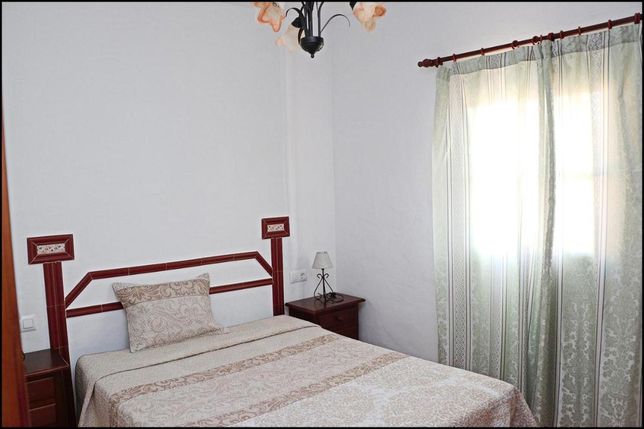 Chalet Rustico Roche Кониль-де-ла-Фронтера Экстерьер фото